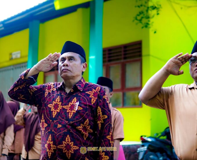 Upacara Hari Pendidikan Nasional 2025